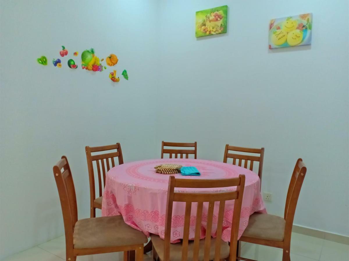 Sky Mirror Homestay Kuala Selangor Exterior photo